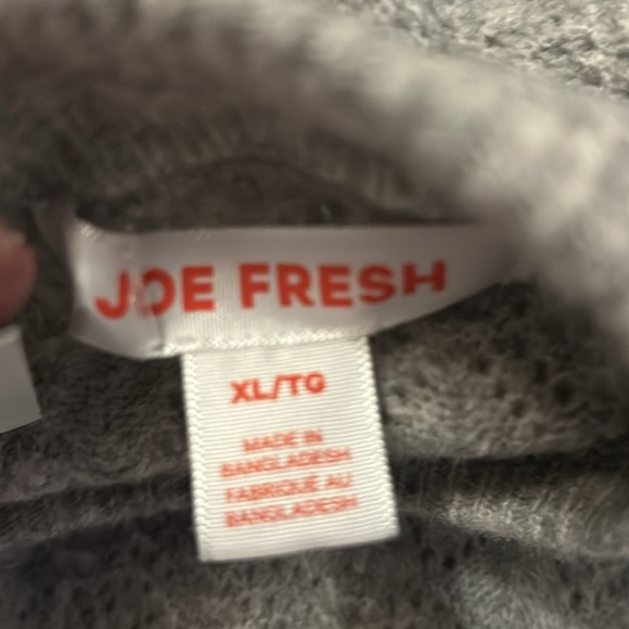 Joe Fresh Grey Patterned Sweater with Keyhole Back, Sz XL - Picture 6 of 6